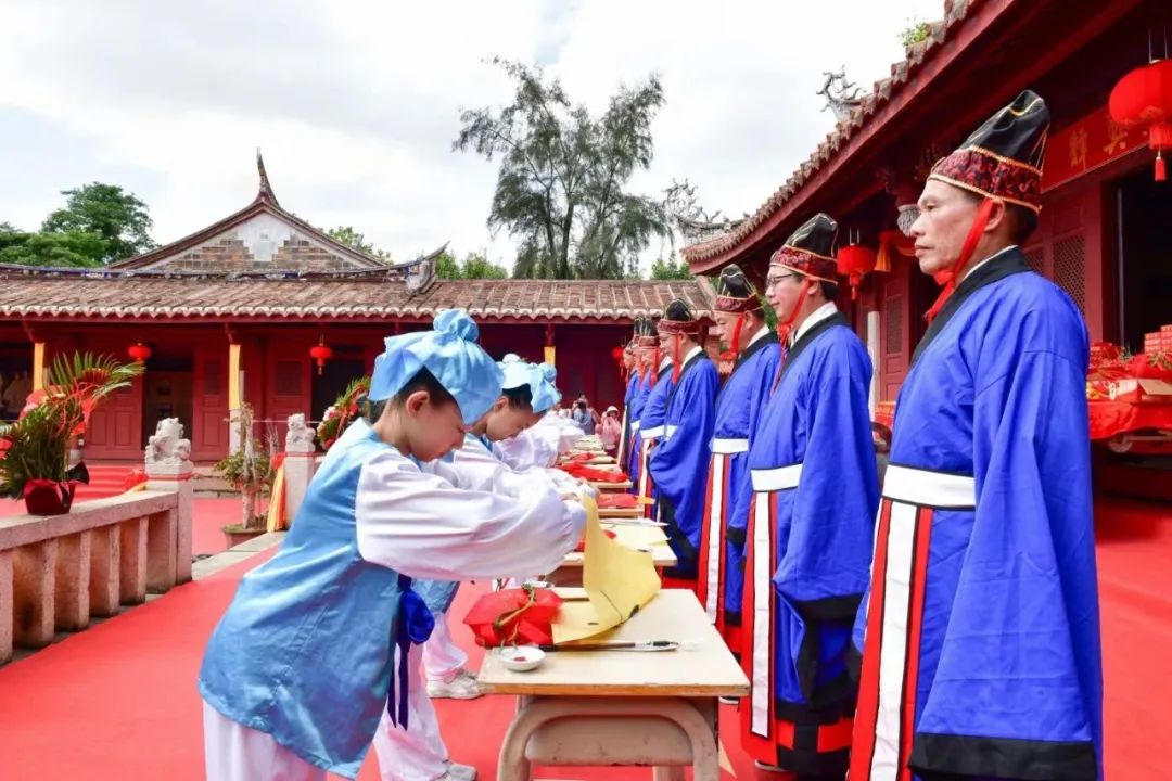 1697425414102944.jpg 640 (1).jpg